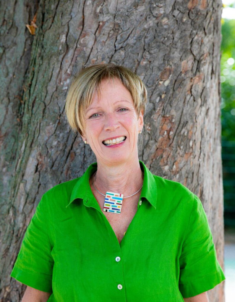 Annette Völker
